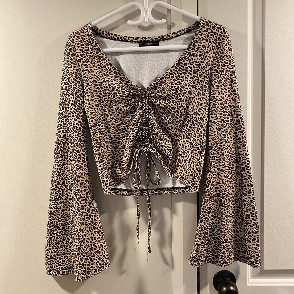 Cool cheetah shirt